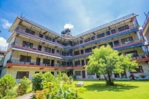 Гостиница Butterfly Lodge  Покхара